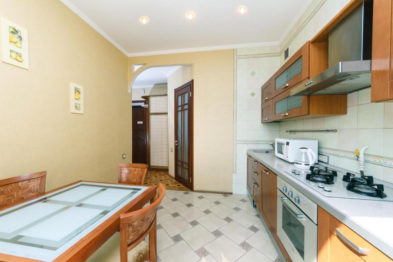 Apartment on Kreshchatik st, 17 Kiew Exterior foto