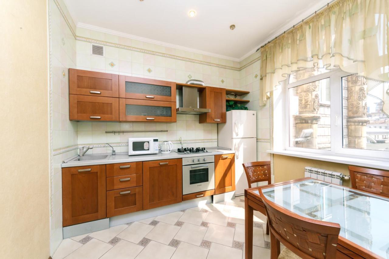 Apartment on Kreshchatik st, 17 Kiew Exterior foto